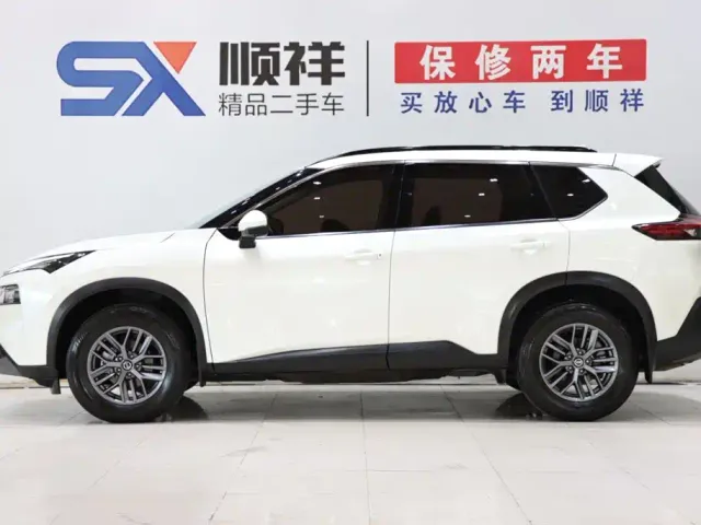 Nissan X-Trail — Фото автомобиля 6