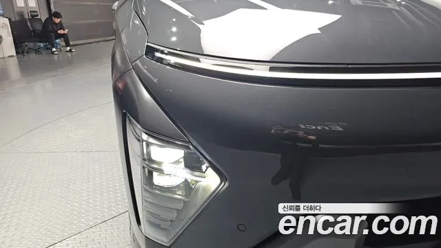 Hyundai Kona Kona (SX2) Бензин 1.6 Turbo 4WD — Фото автомобиля 16