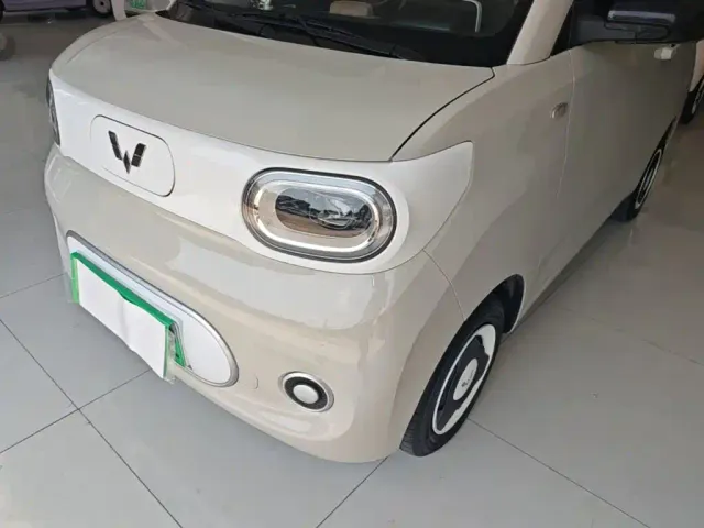 Wuling Hongguang Mini EV — Фото автомобиля 23