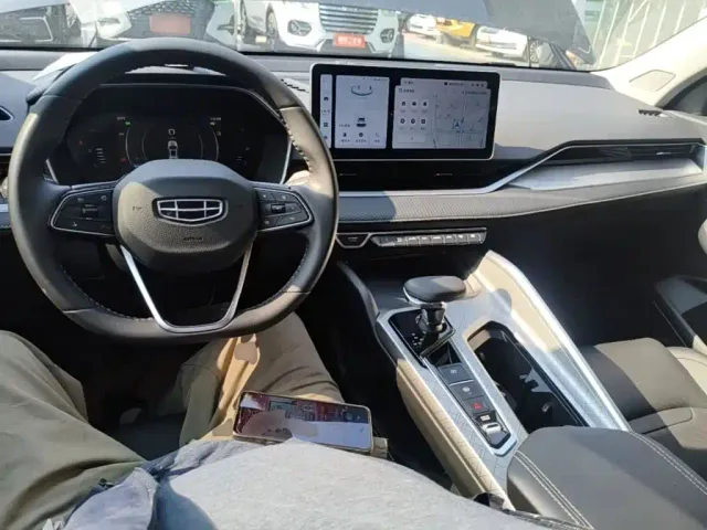 Geely Xingrui — Фото автомобиля 9