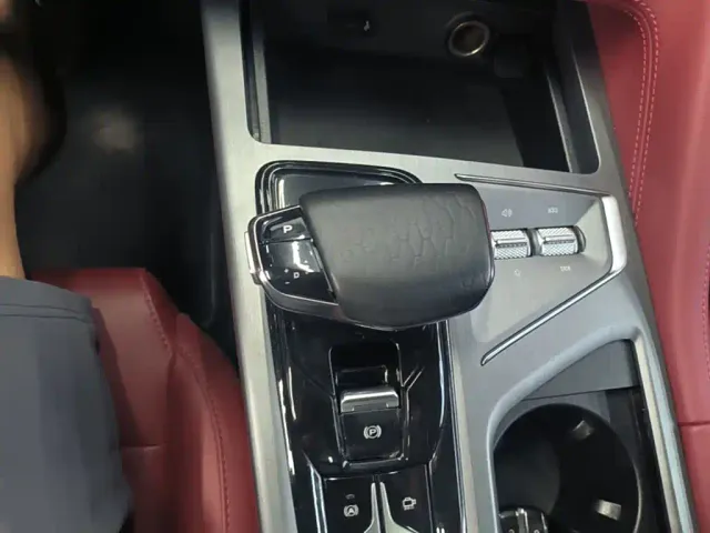 Changan CS75 Plus — Фото автомобиля 13