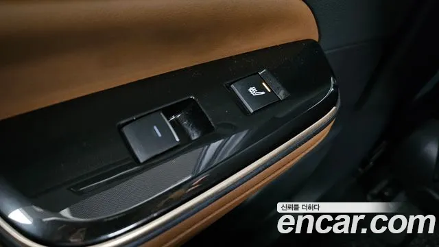 Toyota Crown — Фото автомобиля 24