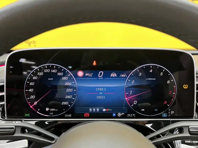 Mercedes-Benz E-Class — Фото автомобиля 14