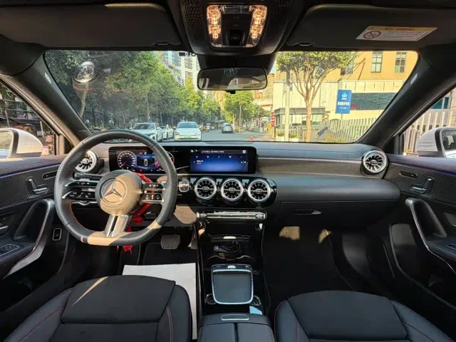 Mercedes-Benz A-Class — Фото автомобиля 13