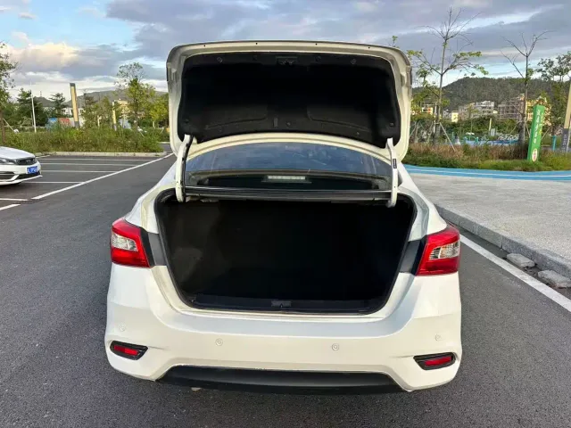 Nissan Sylphy — Фото автомобиля 17