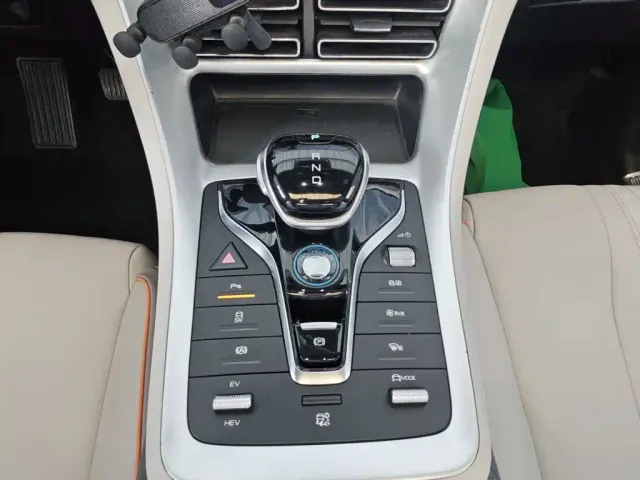 BYD Song Pro — Фото автомобиля 13
