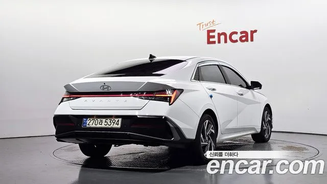 Фотография автомобиля — Hyundai AVANTE