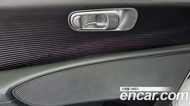 Hyundai Ioniq 6 — Фото автомобиля 30
