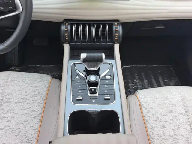BYD Yuan PLUS — Фото автомобиля 16