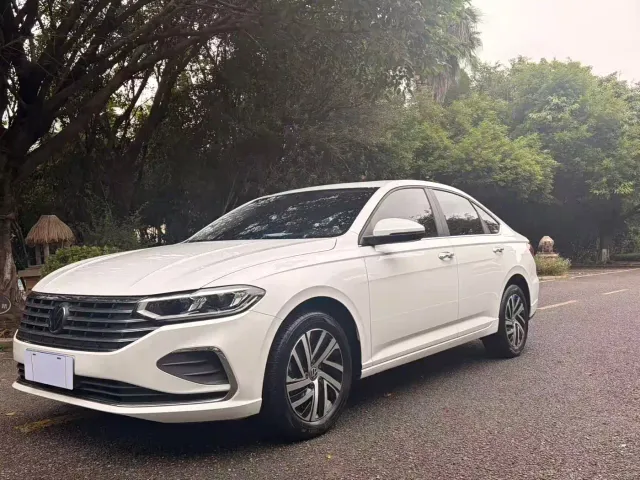 Volkswagen Lavida — Фото автомобиля 3