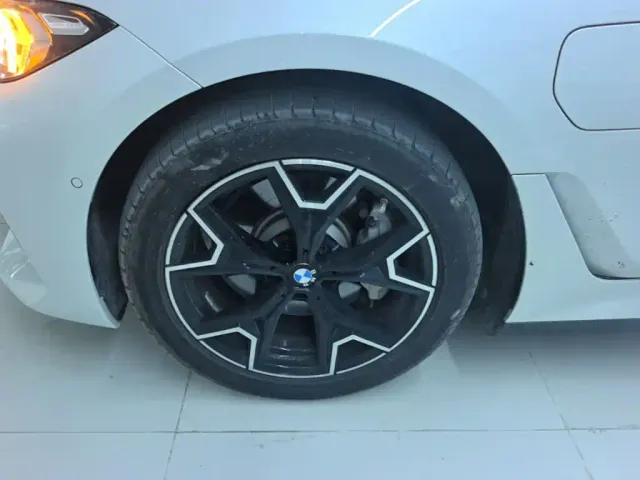 BMW i3 — Фото автомобиля 24