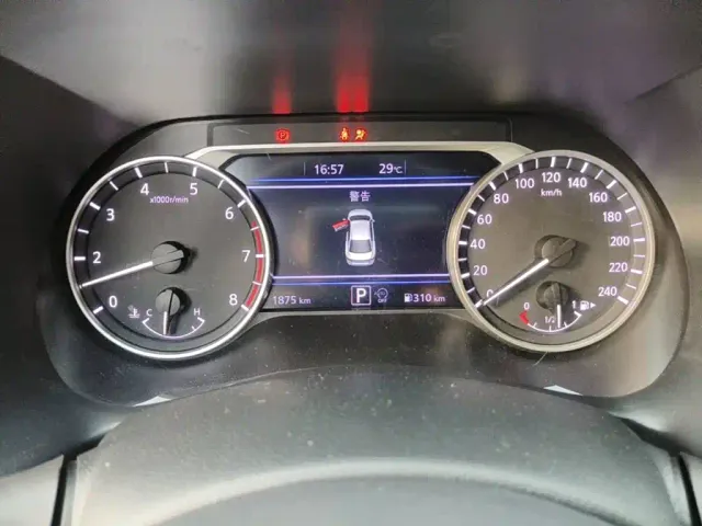 Nissan Sylphy — Фото автомобиля 4