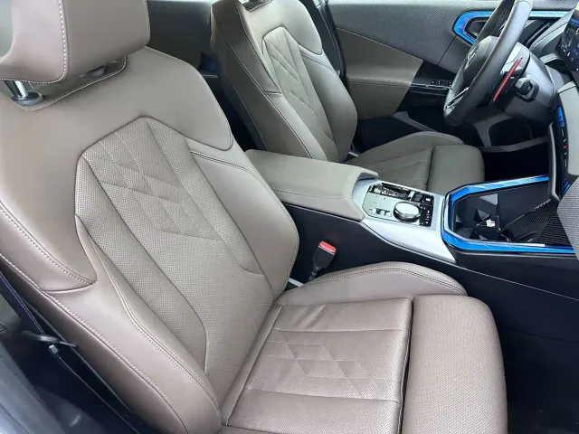 BMW X3 M50 — Фото автомобиля 15
