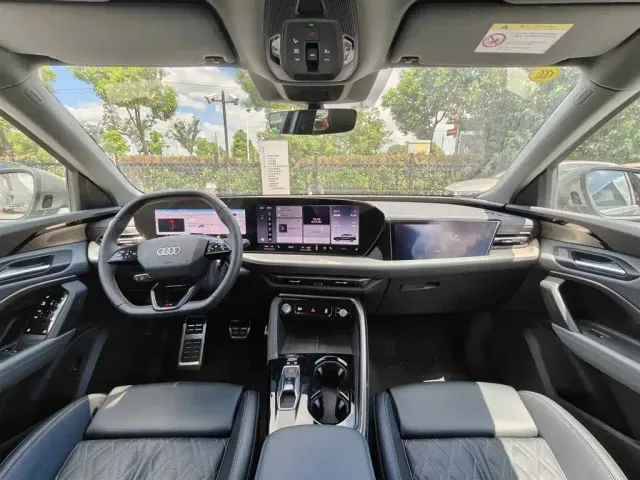 Audi Q5L — Фото автомобиля 12