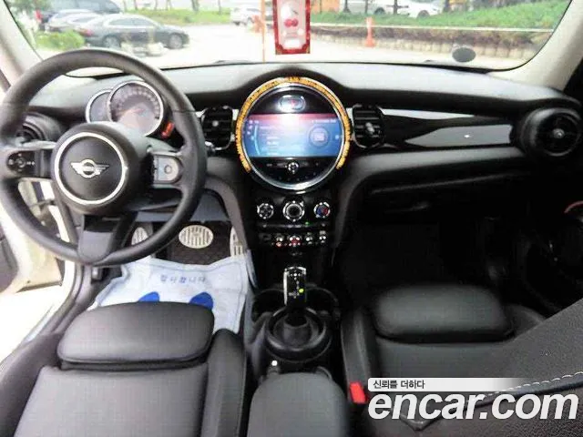 MINI Cooper — Фото автомобиля 7
