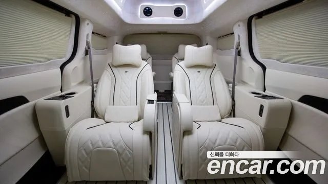 Фотография автомобиля — Kia Carnival Generation 4