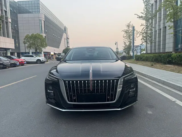 Hongqi H5 — Фото автомобиля 3