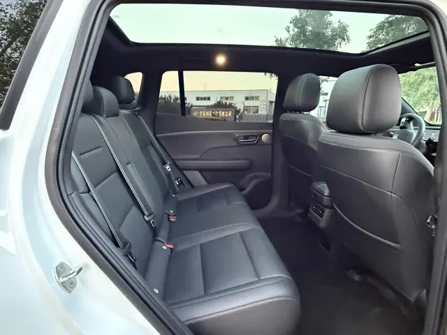 Toyota BoZhi 3X — Фото автомобиля 6
