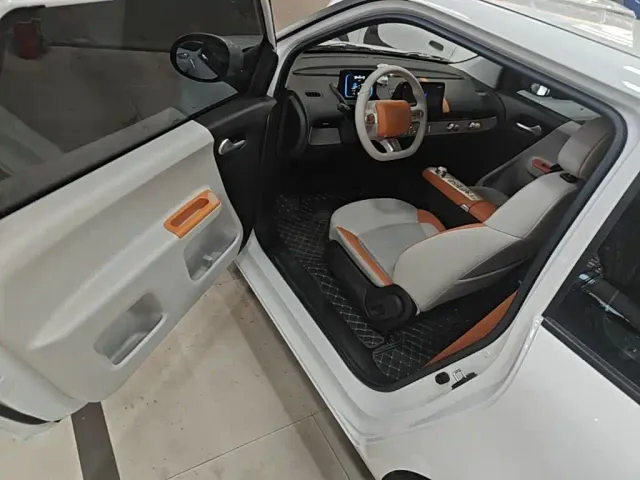 Changan Lumin — Фото автомобиля 15
