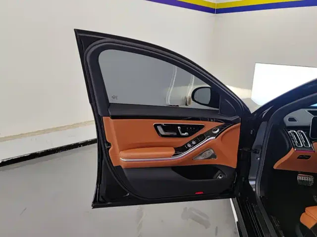 Mercedes-Benz S-Class — Фото автомобиля 7