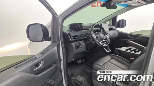 Hyundai Staria — Фото автомобиля 15