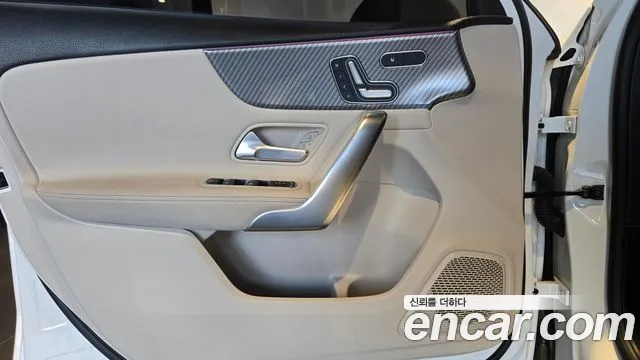 Mercedes-Benz A-Class W177 — Фото автомобиля 15