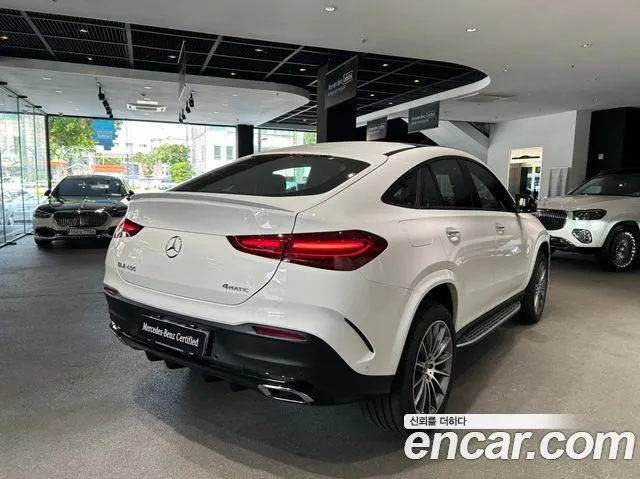 Mercedes-Benz GLE-Class — Фото автомобиля 2