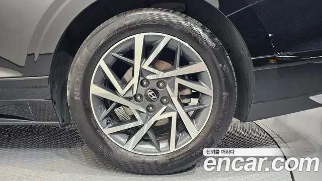 Hyundai Grandeur GN7 — Фото автомобиля 6