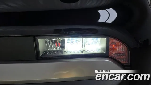 Kia PV5 — Фото автомобиля 21