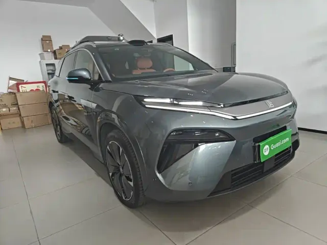 BYD Tang L — Фото автомобиля 3