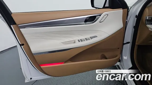 Hyundai Grandeur — Фото автомобиля 24