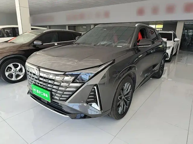 Фотография автомобиля — Changan UNI-Z