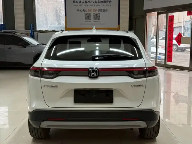 Honda Vezel — Фото автомобиля 5