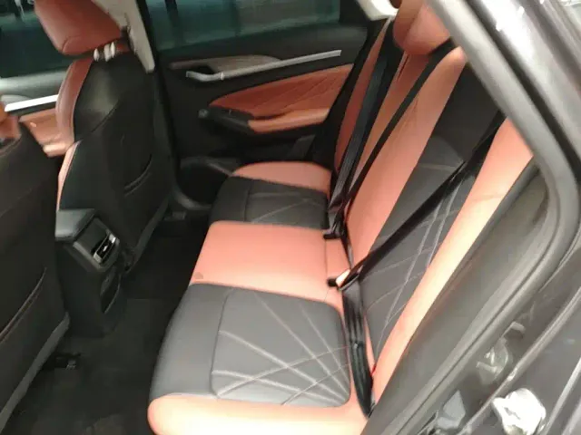 Changan Eado — Фото автомобиля 16