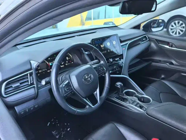 Toyota Camry — Фото автомобиля 12