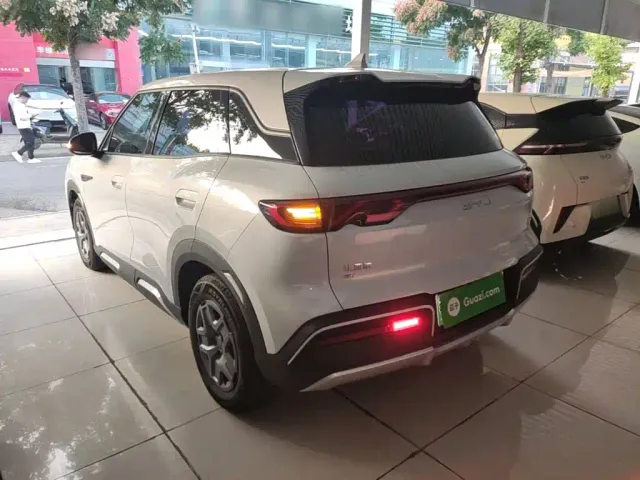 BYD Yuan UP — Фото автомобиля 4