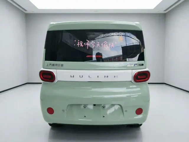 Wuling Hongguang Mini EV — Фото автомобиля 4