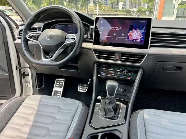 Volkswagen Tiguan X — Фото автомобиля 16