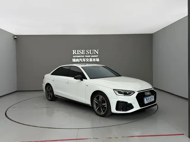 Audi A4L — Фото автомобиля 3
