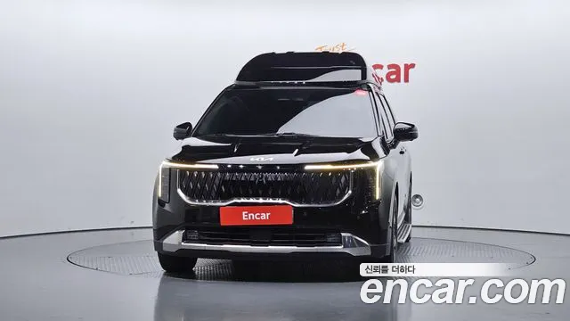 Kia Carnival Generation 4 — Фото автомобиля 3
