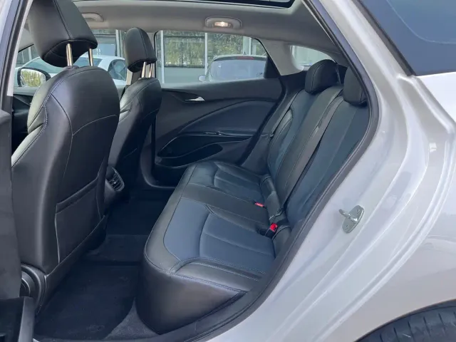 Buick Velite 6 — Фото автомобиля 5