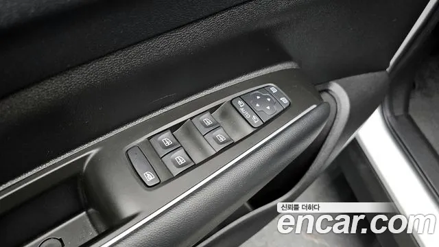 Renault-KoreaSamsung QM6 Новый QM6 Quest 2.0 LPe LE 2WD — Фото автомобиля 17