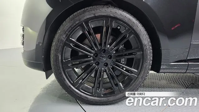 Land Rover Range Rover 5th Gen — Фото автомобиля 5