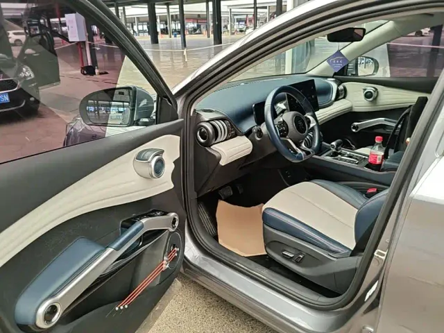 BYD Yuan PLUS — Фото автомобиля 15