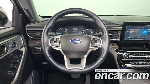 Ford Explorer Explorer 6 поколение — Фото автомобиля 13