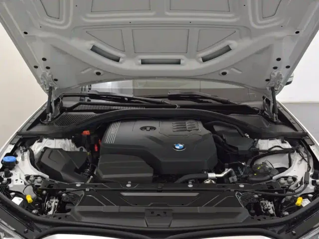 BMW 3 Series — Фото автомобиля 16