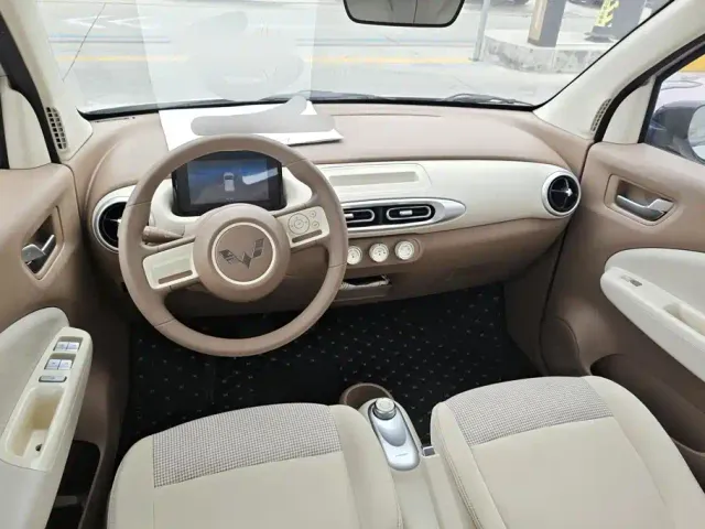 Wuling Hongguang Mini EV — Фото автомобиля 12