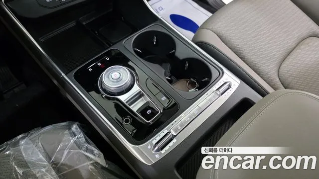 Kia Carnival — Фото автомобиля 13