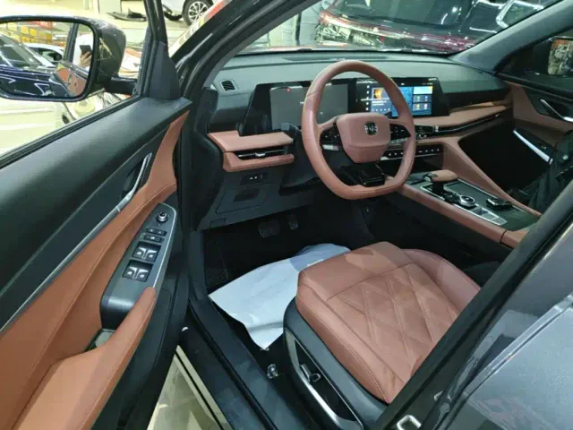 Changan CS75 Plus — Фото автомобиля 15