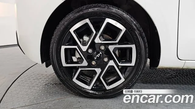 Kia RAY Новый Kia Ray Signature — Фото автомобиля 5